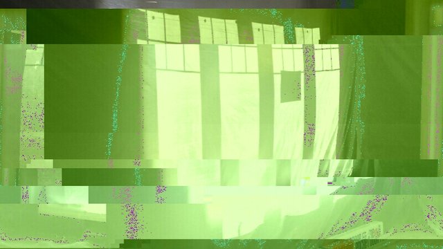 20170929104121_glitch.jpg