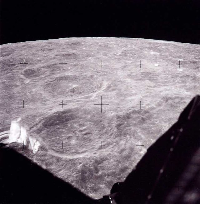 moon-landing-apollo-11-02.jpg