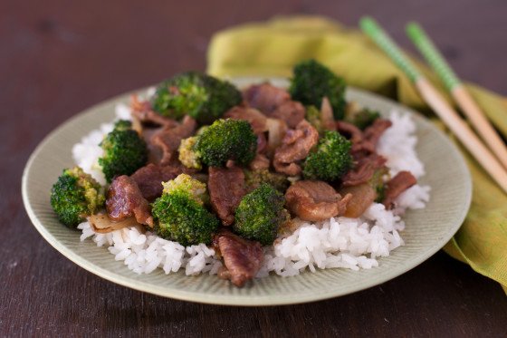 j7L11nRQNeKACth1WJkg_easy-beef-broccoli-stir-fry-6106.jpg