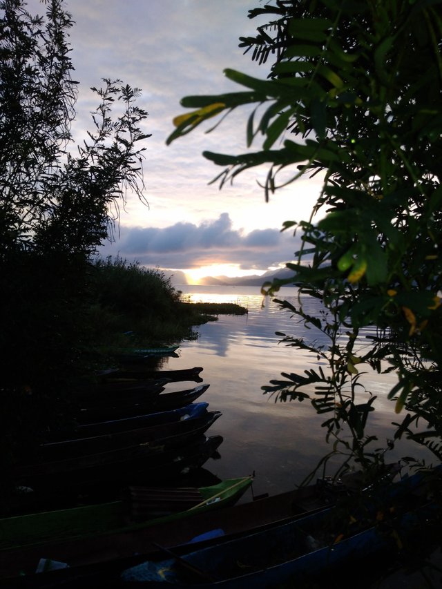 Danau Laut Tawar Takengon.jpg