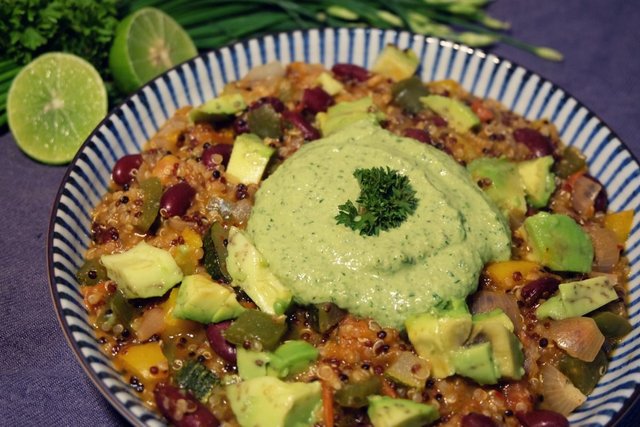 One-pot-mexican-quinoa-3.jpg