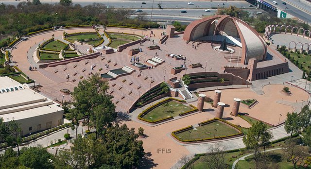 1280px-An_aerial_view_of_Pakistan_Monument.jpg