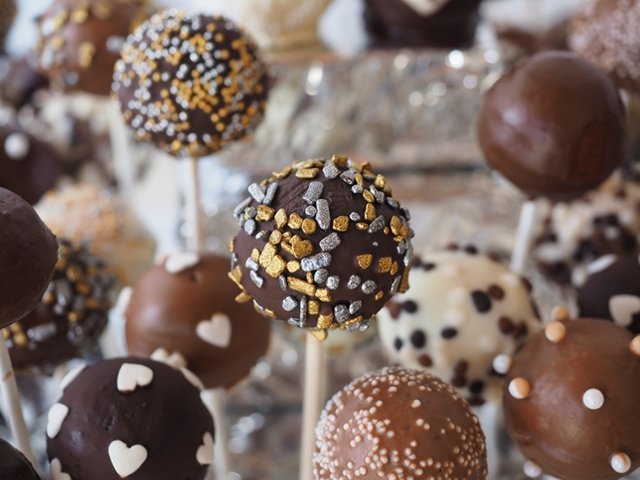 cake-pops-pastries-cake-sweet.jpg