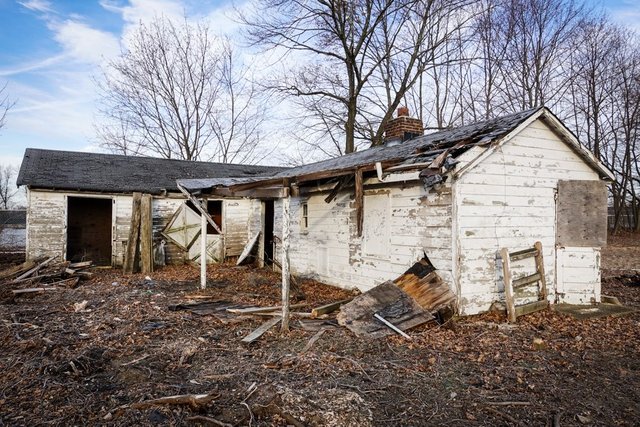 abandoned-house-howell-nj-01-19-2018-5.jpg