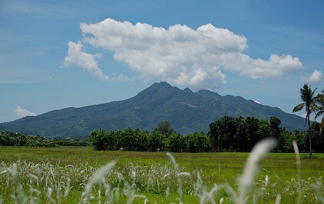 Mount-Makiling.jpg