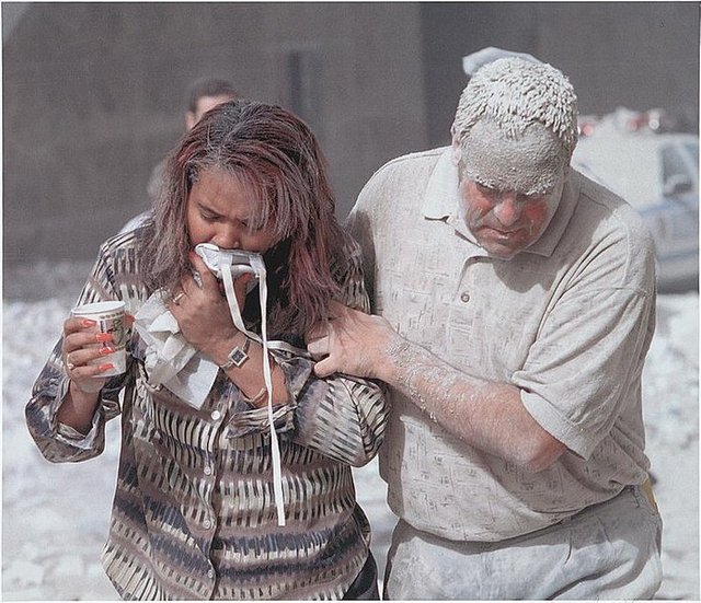 696px-Dust_covered_911_victims.jpg