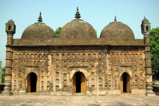 1603-full-view-of-nayabad-mosque-in-bangladesh.jpg