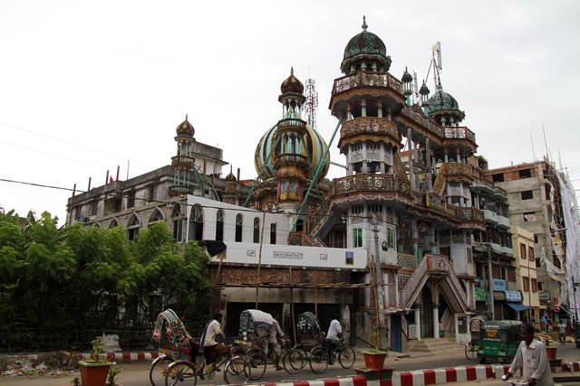 Chandanpura_Masjid,_Chittagong,_Bangladesh.jpg
