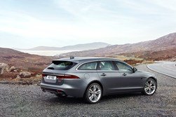 2018-Jaguar-XF-Sportbrake-rear-three-quarter-02.jpg