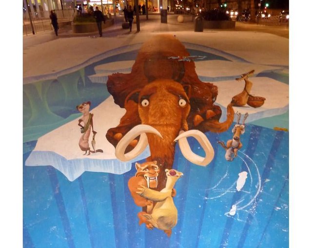 Ice-Age-3-street-art.jpg