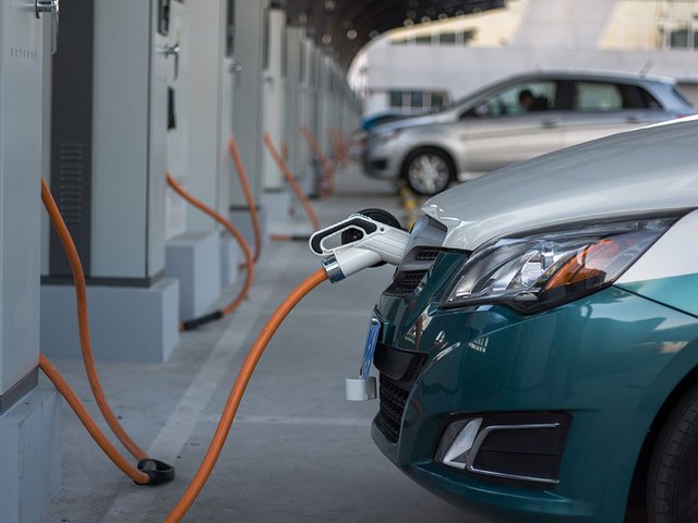 ev_charging.jpg