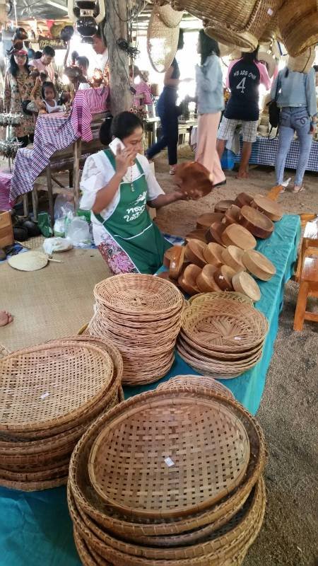 thai handicrafts14.jpg