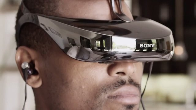 Sony-Head-Mounted-Display_-HMZ-T3Wmp4Still001.jpg