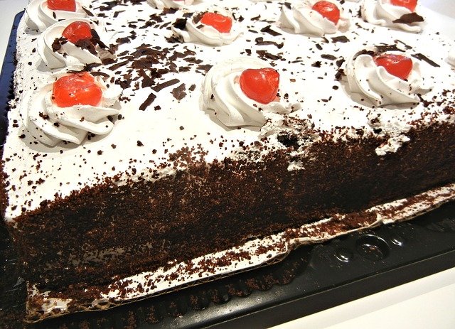 black-forest-cake-656916_640.jpg