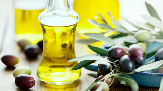 Good_oil_1050x590_iStock-153764507.png