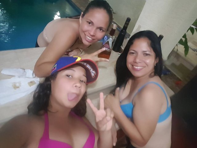 WhatsApp Image 2017-11-27 at 11.00.47 PM (3).jpeg