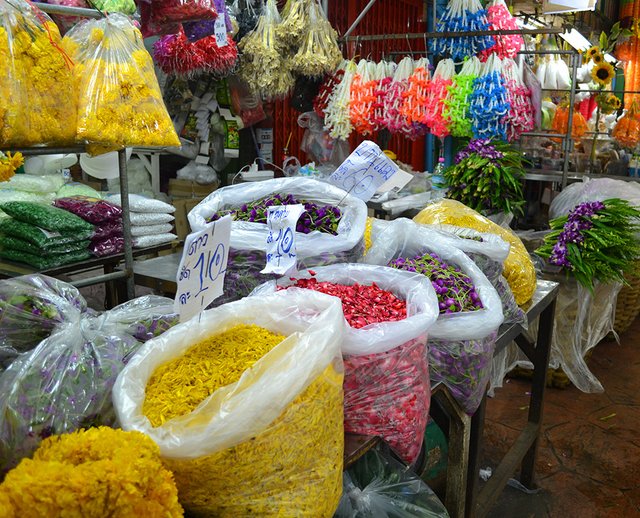 marche-aux-fleurs-bangkok.jpg