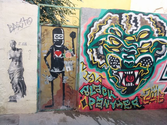 graffiti-valencia-spain-ninja-extraterrestre-love-amor-steemit-trenz (40).jpg