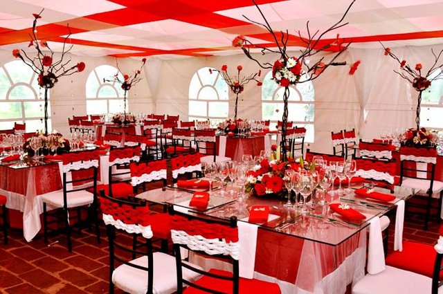 decorar-bodas-en-rojo1.jpg