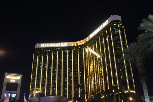 MandalayBay1.JPG