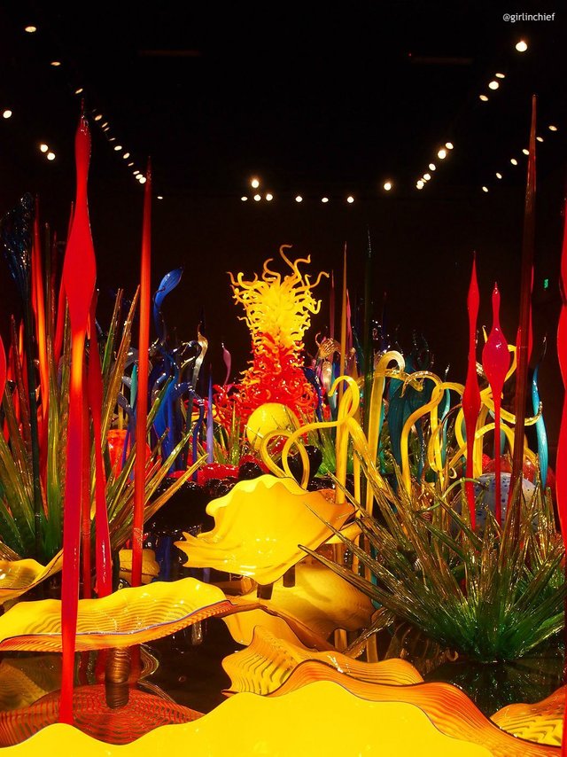 chihuly-garden-and-glass-seattle-girlinchief-6.jpg