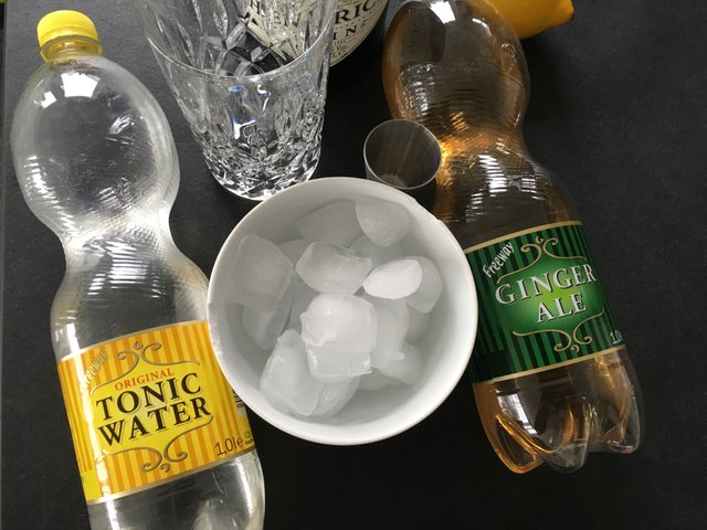 Gin Tonic on Steemit - A How To by Detlev (6).JPG