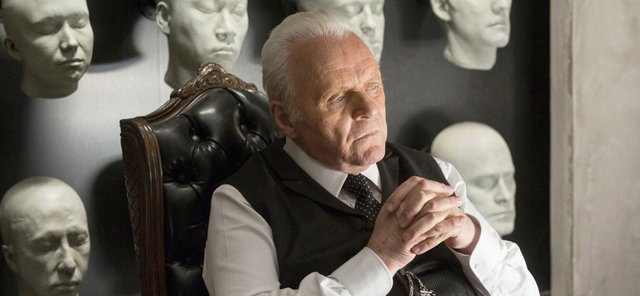 westworld-anthonyhopkins-heads.jpg