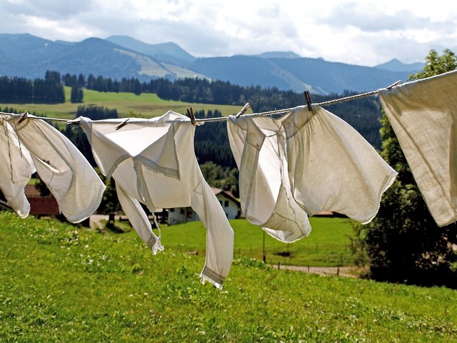 laundry-963150_1920.jpg