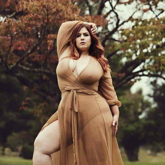 thick model dress.jpg