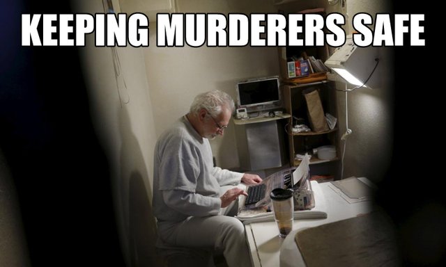 safe_murderer1.jpg