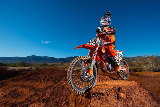 marvin-musquin-training-bakers-factory-florida.jpg