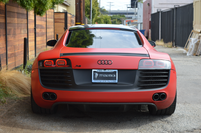 777exotics audi r8 rental car.png