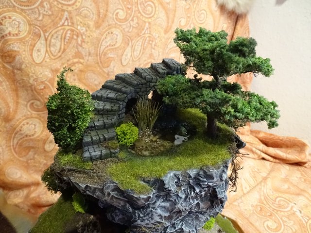 Small diorama I made for a series of videos around my fantasy