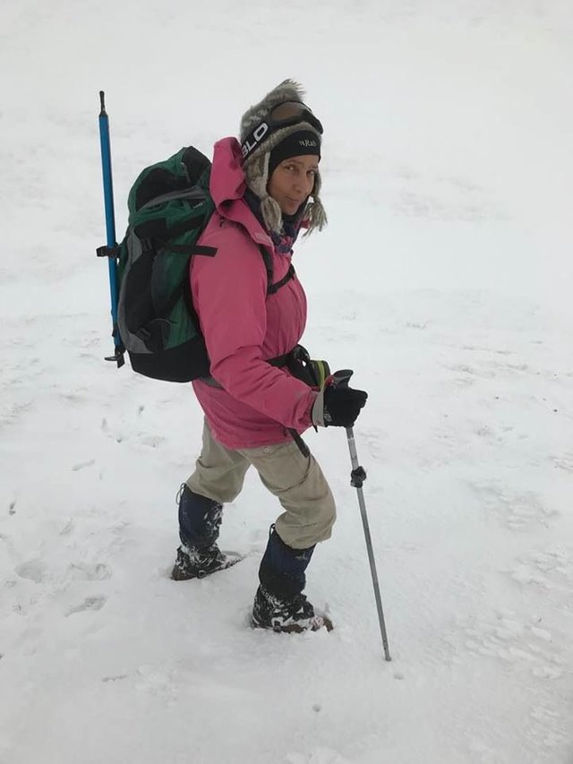 Me looking like a mountaineering pro, by Karen.jpg