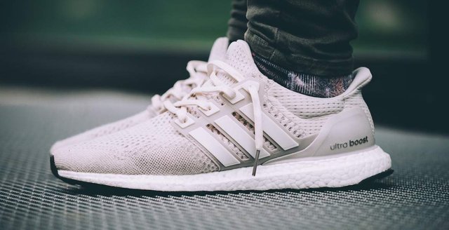 mens-street-style-adidas-ultra-boost-1.0-cream-1170x599.jpg