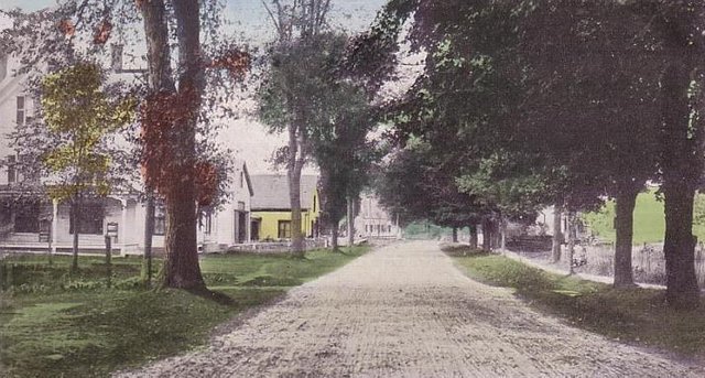 High_Street,_Gilmanton_Iron_Works,_NH.jpg