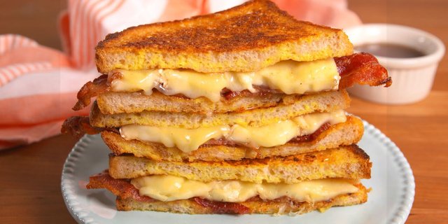 landscape-1493418831-delish-french-toast-grilled-cheese-9.jpg