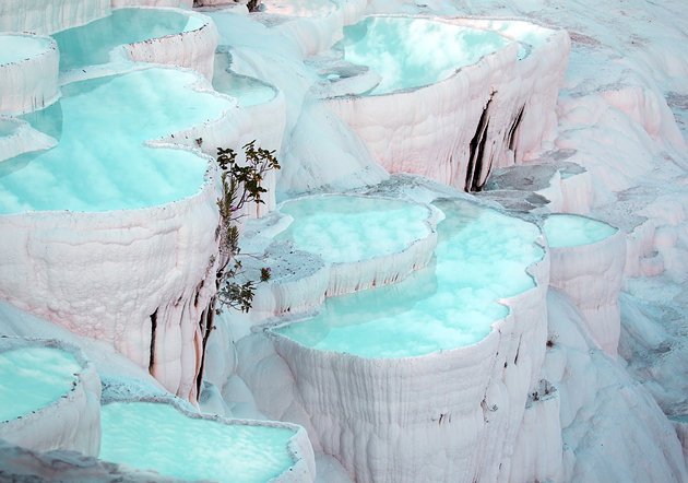 turkey-travertine-pools-pamukkale.jpg