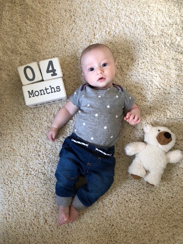 4 month old baby activities