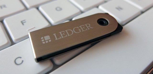 ledger-wallet-nano-review-featured-1.jpg