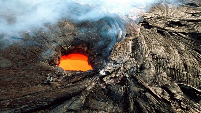 kILAUEA HAWWAII.jpg