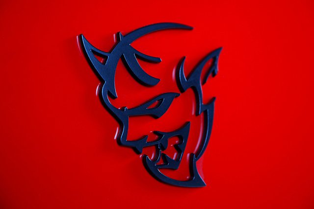 2018-dodge-demon_logo_007.jpg