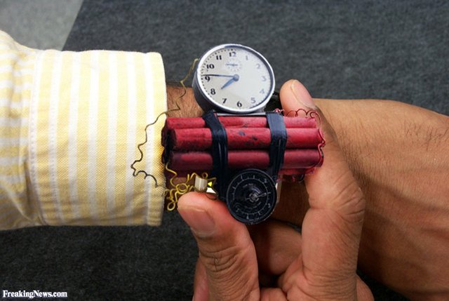 Man-Wearing-a-Timebomb-Wristwatch-29797.jpg