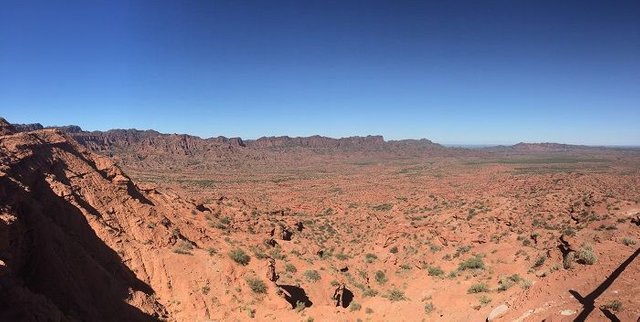 Sierra de las Quijadas, Argentina.jpg