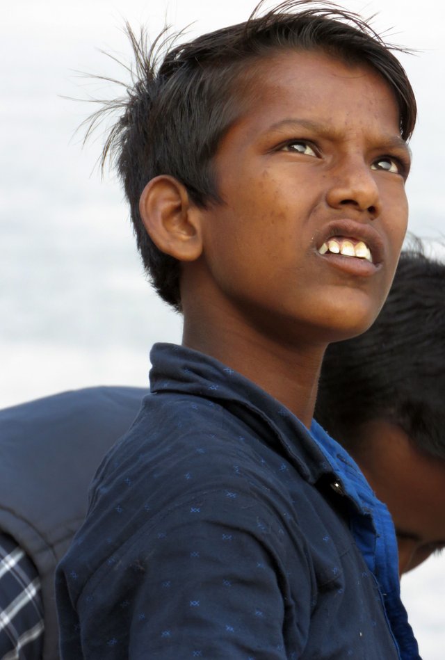 varanasi-kite-flyer-5.jpg