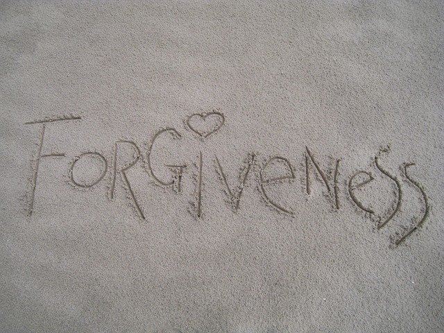 forgiveness-1767432_640.jpg