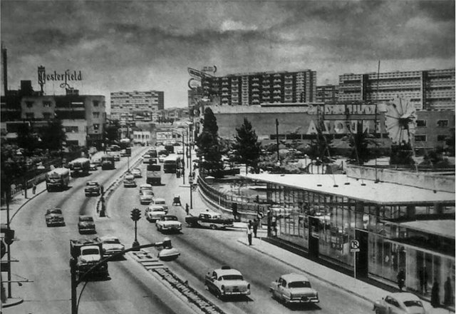 Avenida Sucre años 60.jpg