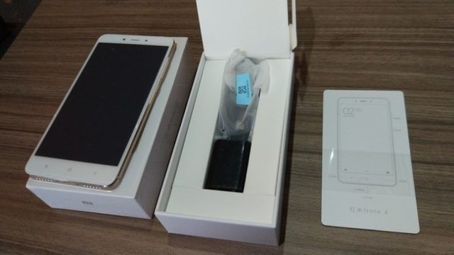 2-Xiaomi-Redmi-Note-4-hands-on-picture.jpg