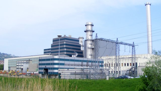 Centrale_elettrica_moncalieri.jpg