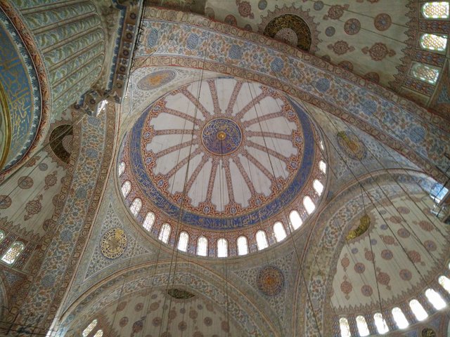 Istanbul inside Blue Moscque 2.jpg